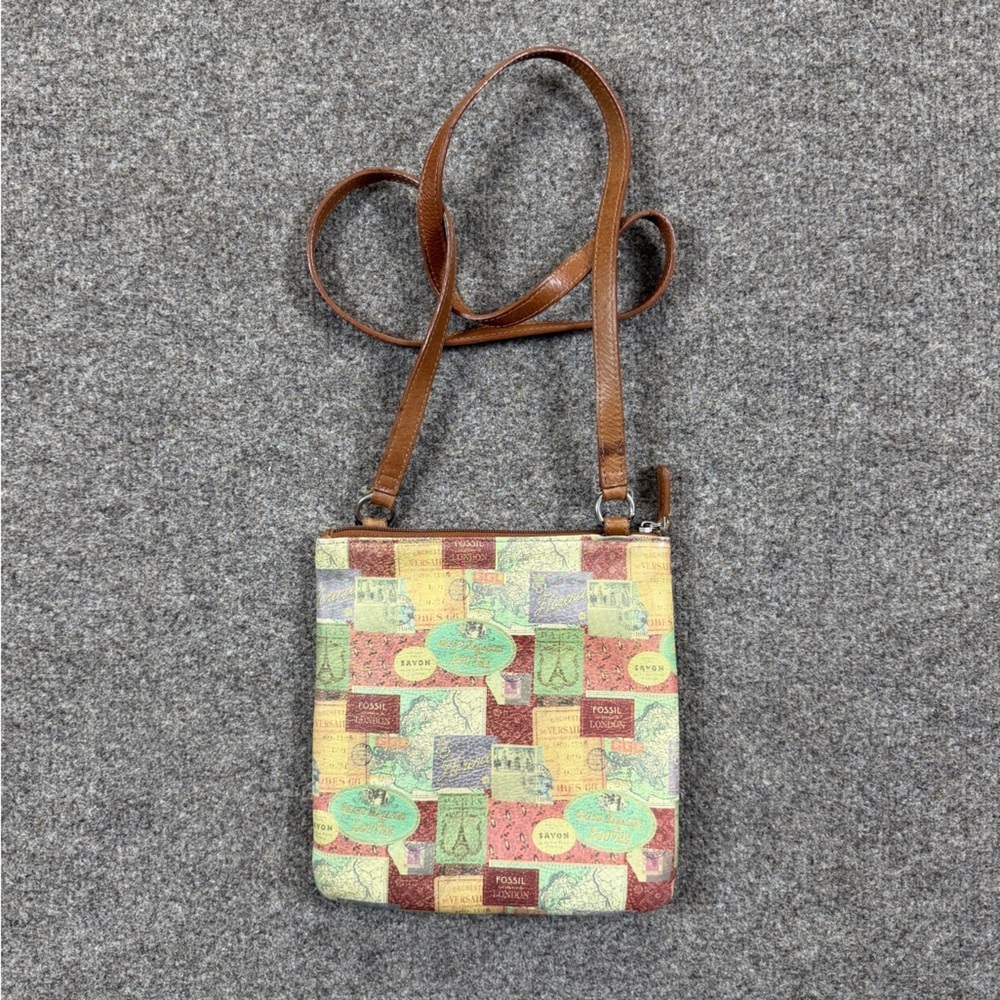 Vintage Fossil London Travel Stamps Leather Crossbody Bag Wallet Front Pocket - Picture 2 of 9